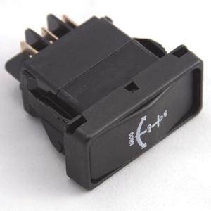 mk-2374019-usb-charger-head-minn-kota-dh40-black-one-size